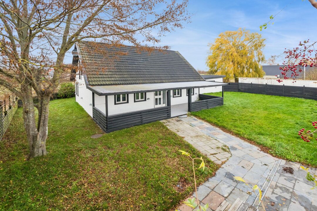 Graf med nøgletal og udvikling for 2791 Dragør