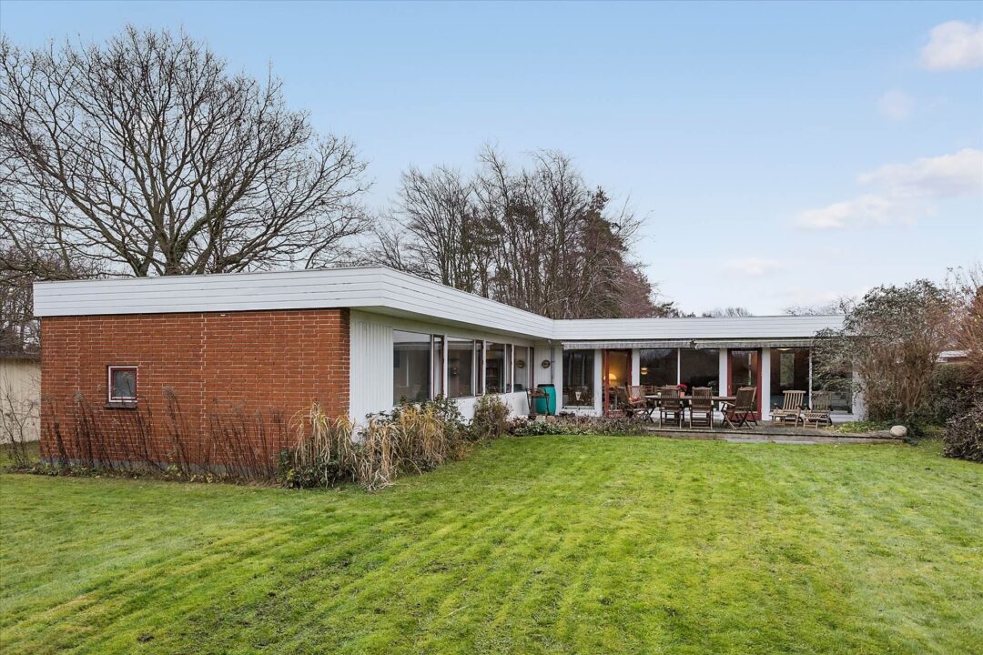 Graf med nøgletal og udvikling for 2791 Dragør