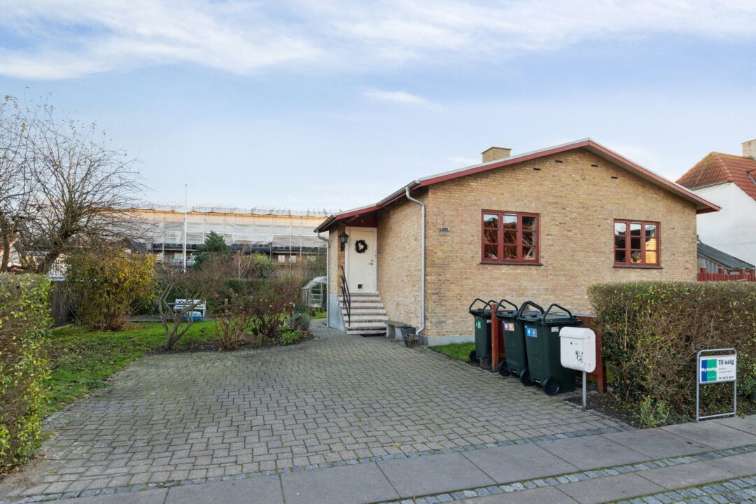 Graf med nøgletal og udvikling for 2650 Hvidovre