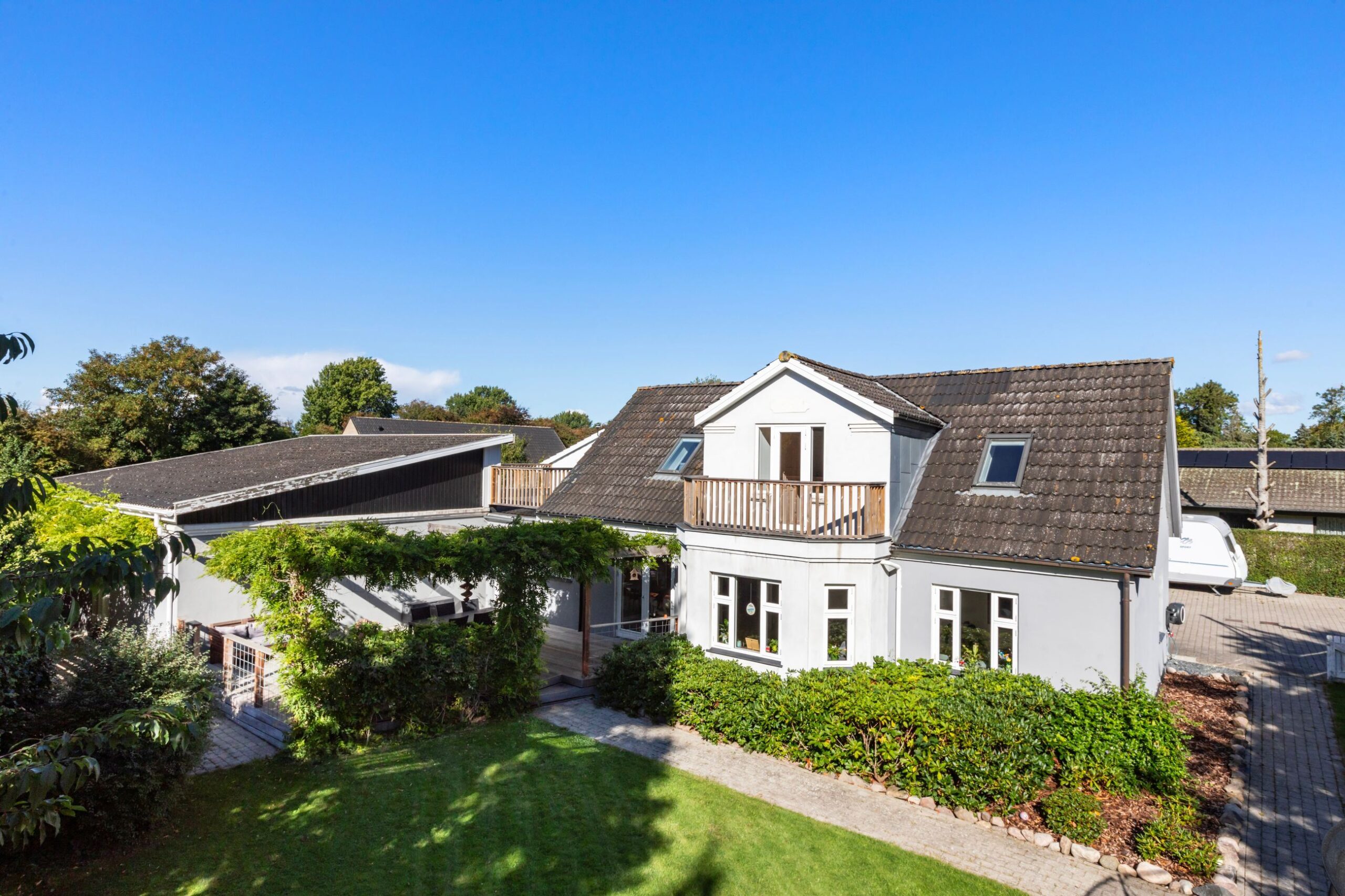 Graf med nøgletal og udvikling for 2680 Solrød Strand