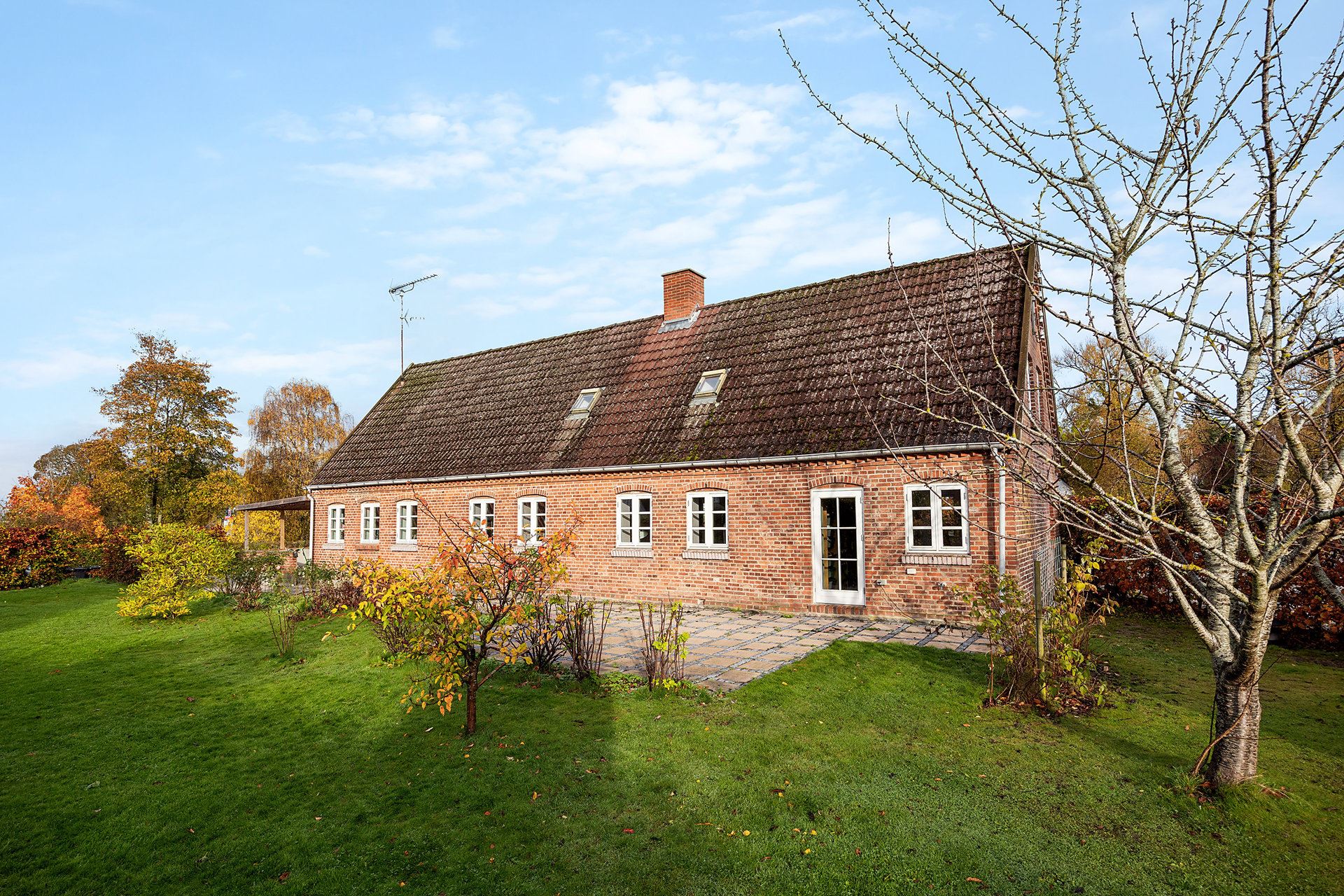 Graf med nøgletal og udvikling for 4030 Tune