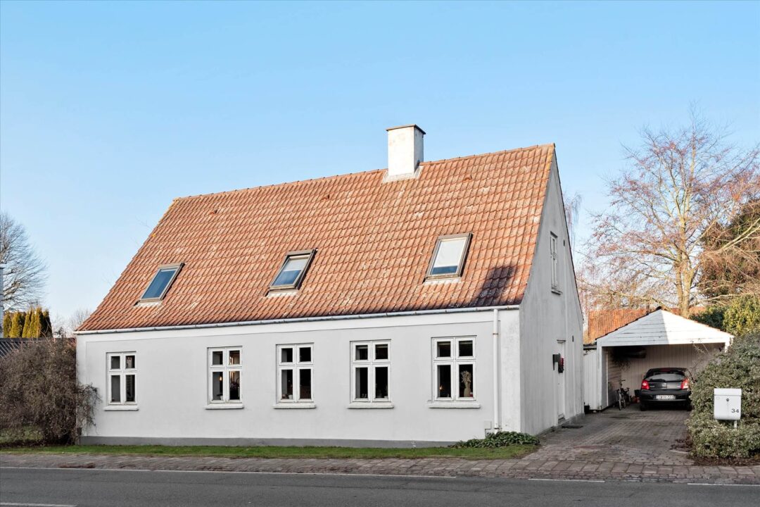 Graf med nøgletal og udvikling for 2690 Karlslunde