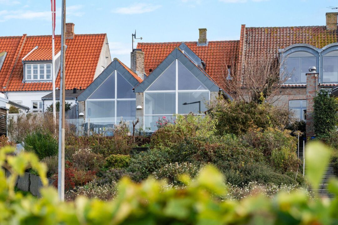 Graf med nøgletal og udvikling for 3700 Rønne