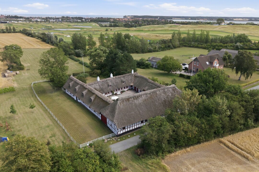 Graf med nøgletal og udvikling for Kerteminde 5300